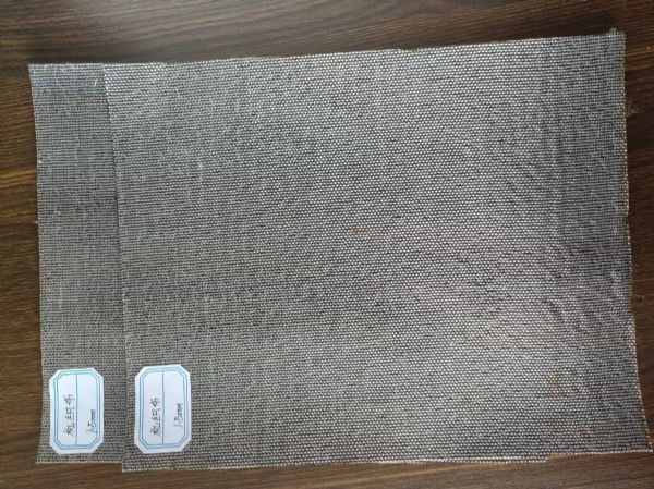 路面抗裂贴的作用与施工优点"1.5白布样品.jpg"